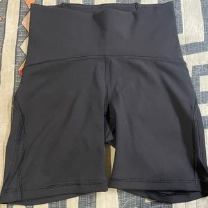 Lululemon Train Times Shorts 6”